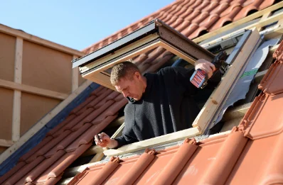 Pose de fenêtres de toit Velux à la Puisaye